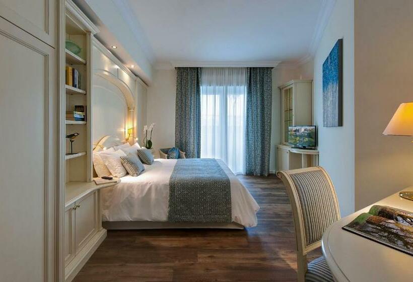 Tritone Luxury Hotel Thermae & Spa