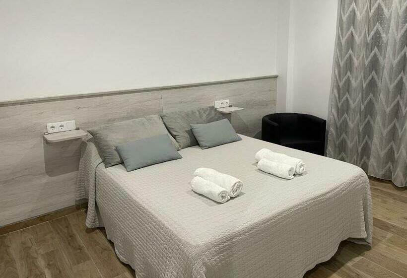 هاستل Alojamiento Saturno1