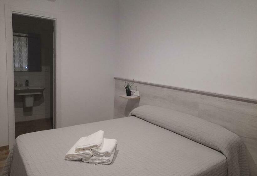 هاستل Alojamiento Saturno1