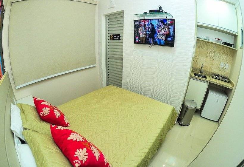 Arenna 7 Hostel & Studios