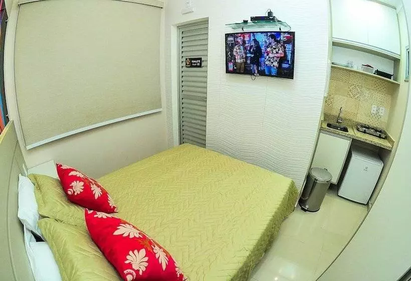 Arenna 7 Hostel & Studios