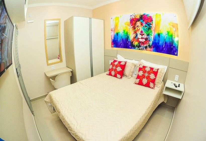 Arenna 7 Hostel & Studios