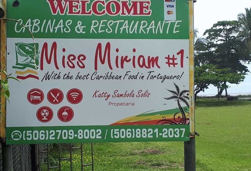 تختخواب و صبحانه Miss Miriam Beachfront Cabins