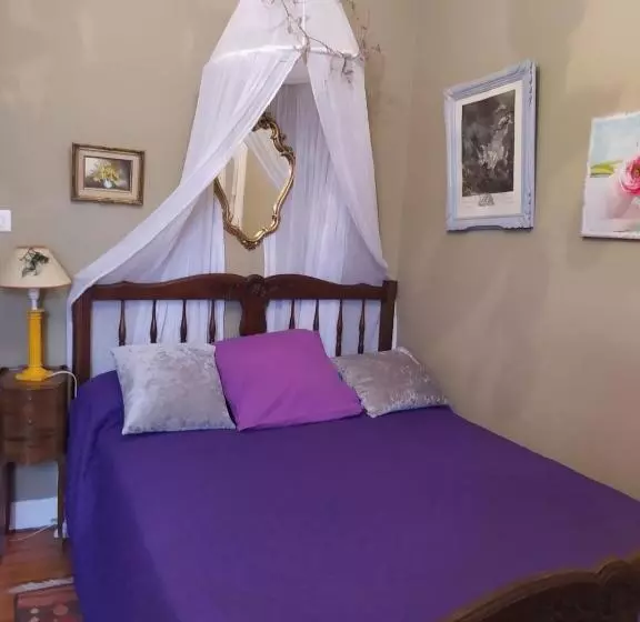 Aamiaismajoitus (B&B) Chambre D'hôtes Chez Claude Bardou