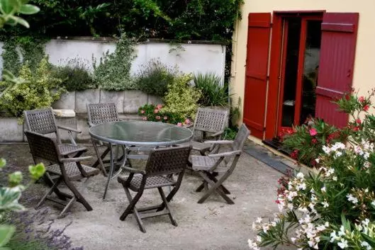 Aamiaismajoitus (B&B) Gîte Et Chambres D'hôtes Les Framboises