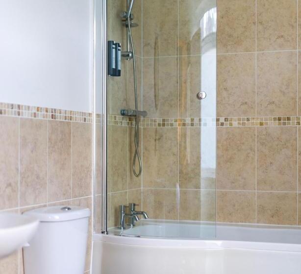 تختخواب و صبحانه The Garden House