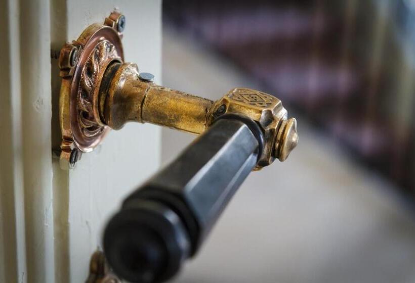 Domus Peregrini Apartmanok