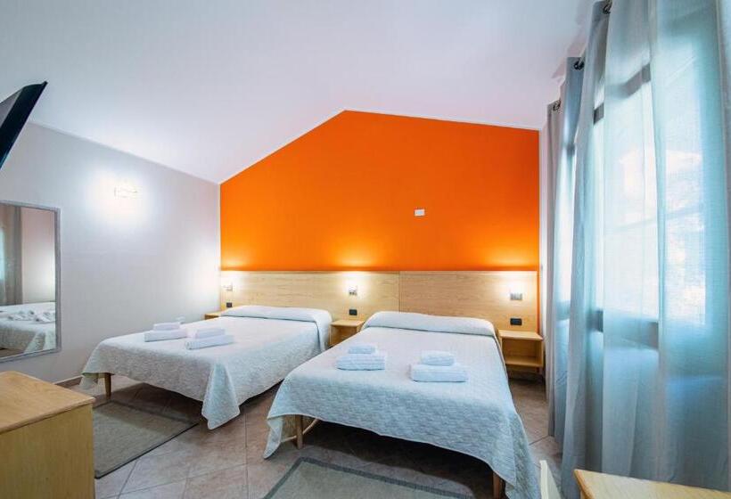 בית מלון כפרי Agriturismo Is Cortillaris