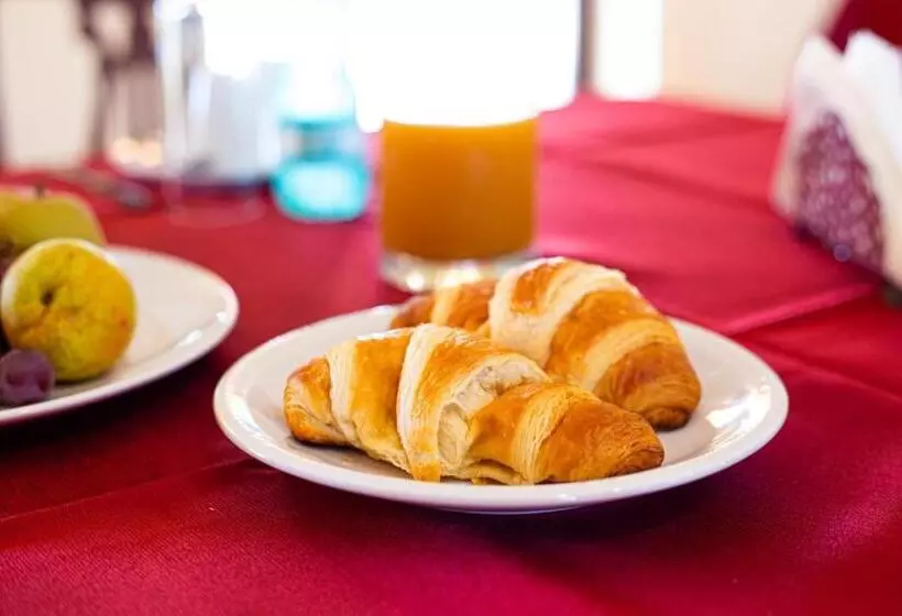 ホテル Agriturismo Is Cortillaris