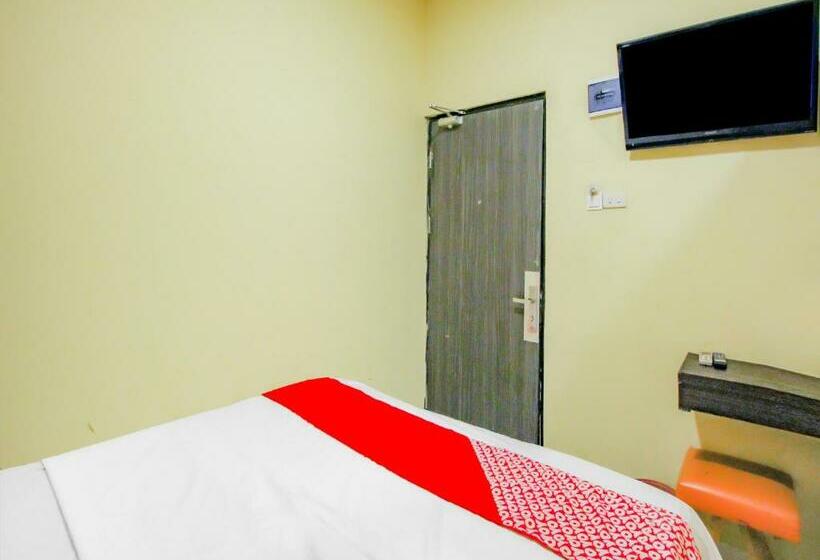 בית מלון כפרי Spot On 90259 Apollo Inn