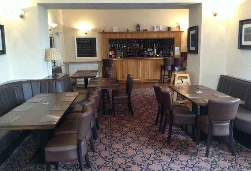 فندق Arden House