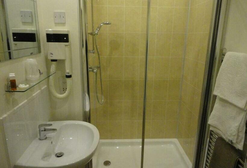 فندق Arden House