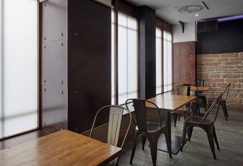 Iraipe Ongi Hotel Auto Check In