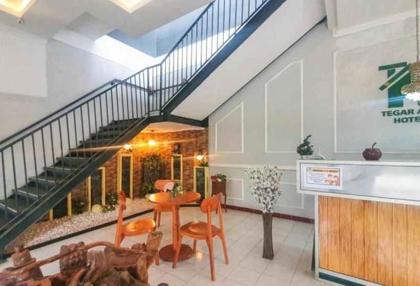 Hotell Reddoorz At Pujon Malang