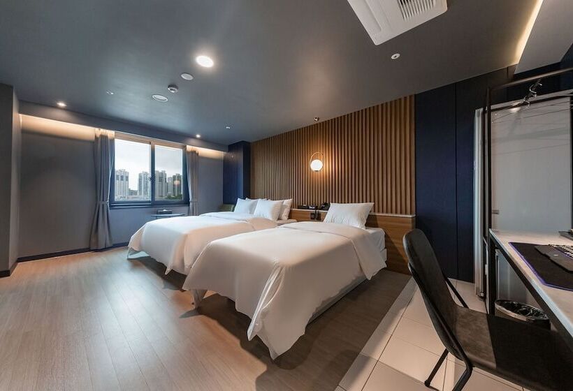 Brown Dot Hotel Seosan