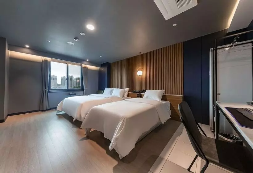 Brown Dot Hotel Seosan
