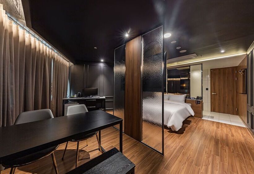 Brown Dot Hotel Seosan