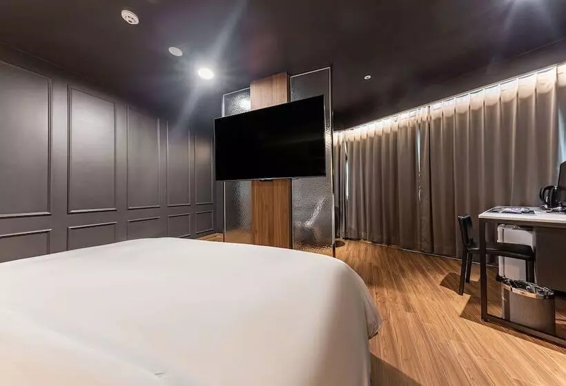 Brown Dot Hotel Seosan