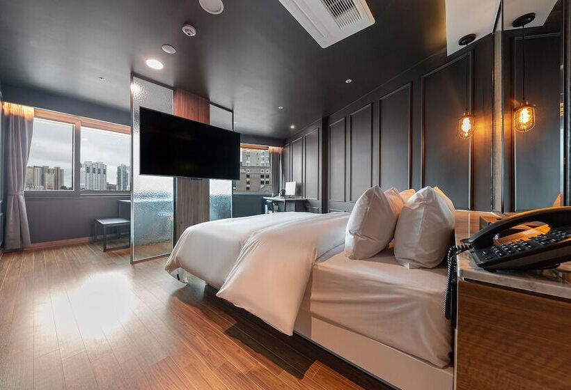 Brown Dot Hotel Seosan