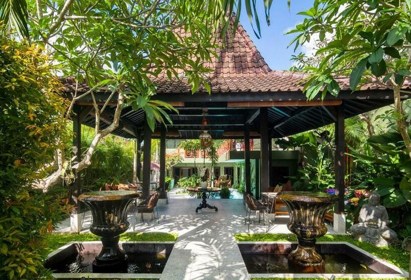 호텔 The Lodge Canggu