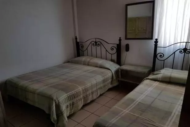 ホテル Tiumara Cartago