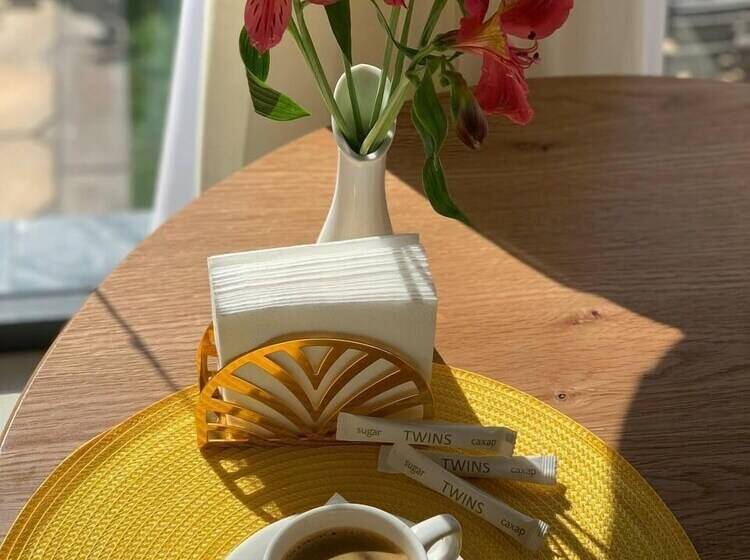 پانسیون Guest House Twins