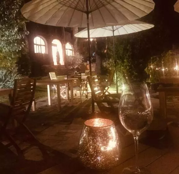 Lomakeskus Number 10 Locanda B&b