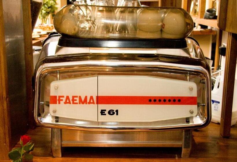 אתר נופש Number 10 Locanda B&b