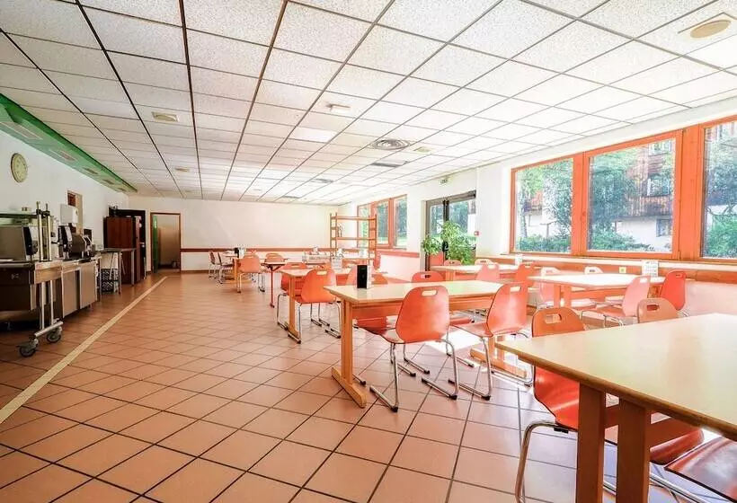 Auberge De Jeunesse Hi Chamonix