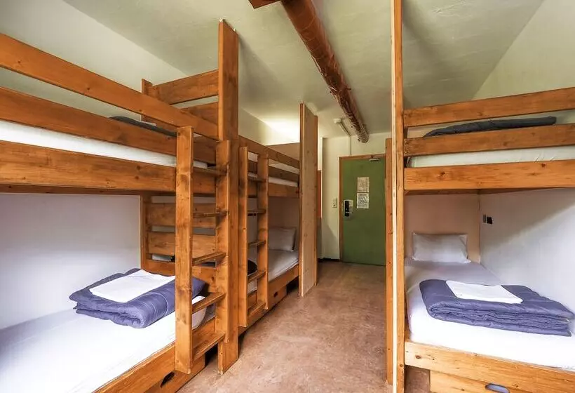 Auberge De Jeunesse Hi Chamonix