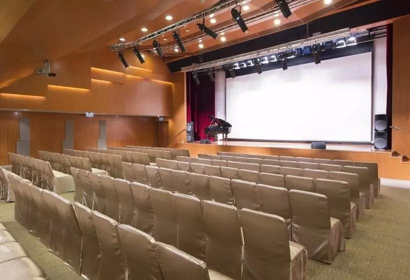 هاستل Solar Villas