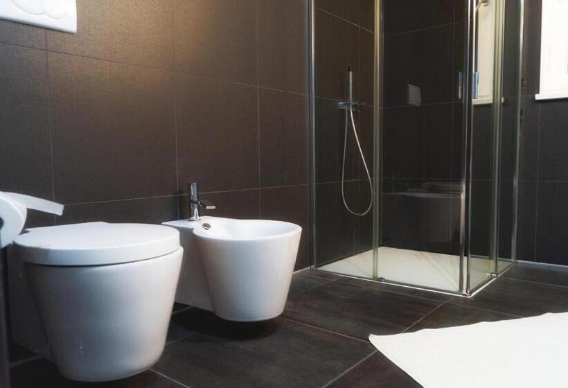 ベッドアンドブレックファースト Wooden House