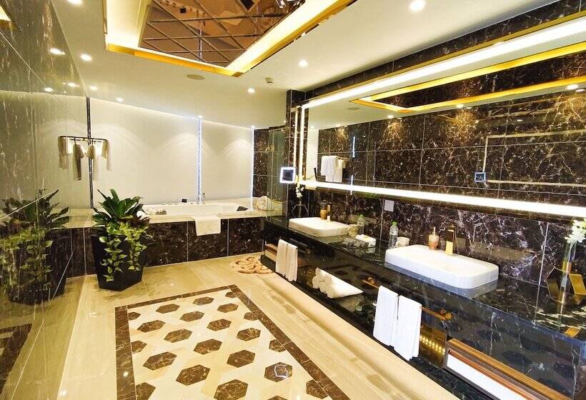 هتل Diamond Stars Ben Tre