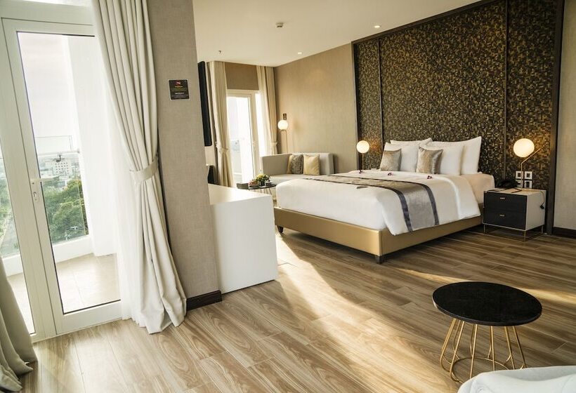 هتل Diamond Stars Ben Tre