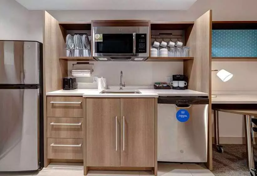 هتل Home2 Suites By Hilton Dekalb
