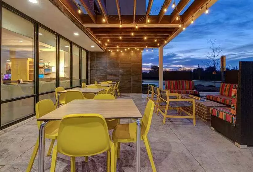 هتل Home2 Suites By Hilton Dekalb