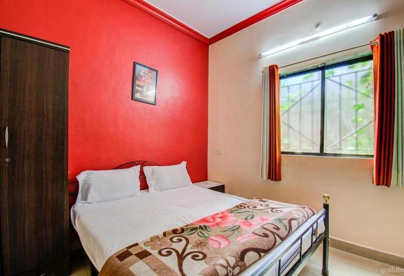 Hotelli Shilpa Strawberry Garden