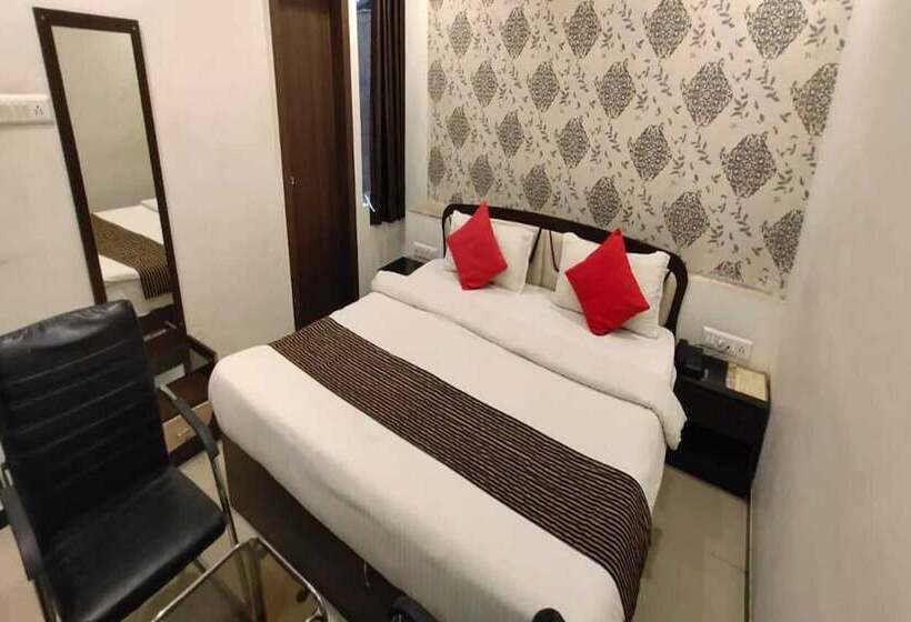 فندق Swagatam Inn