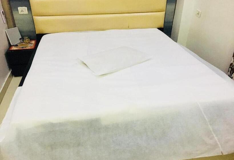 Hotell Veersarthak Residency