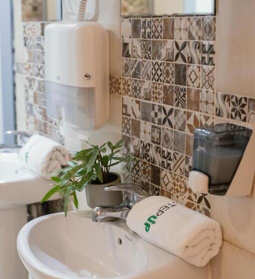 پانسیون Step To Kotor Bay Guesthouse