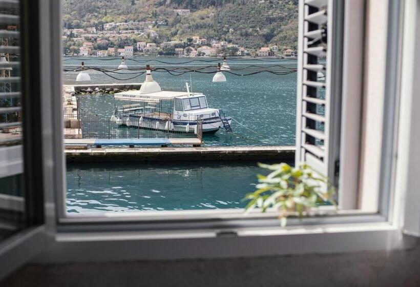 پانسیون Step To Kotor Bay Guesthouse