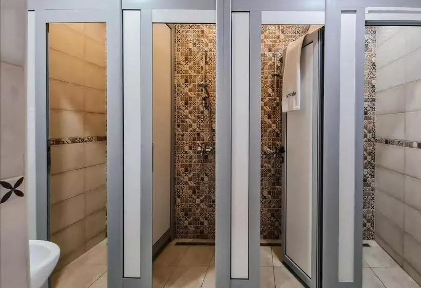 پانسیون Step To Kotor Bay Guesthouse