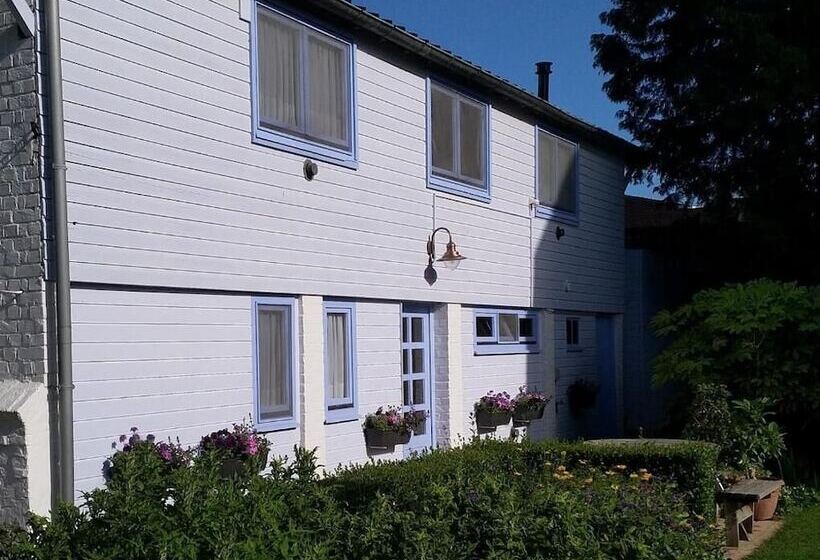 پانسیون Talbot House