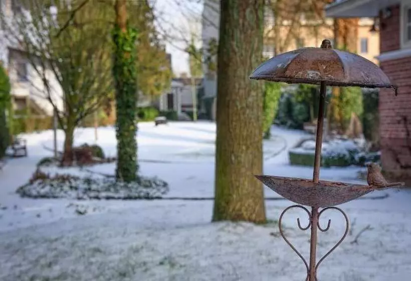 Majatalo Talbot House