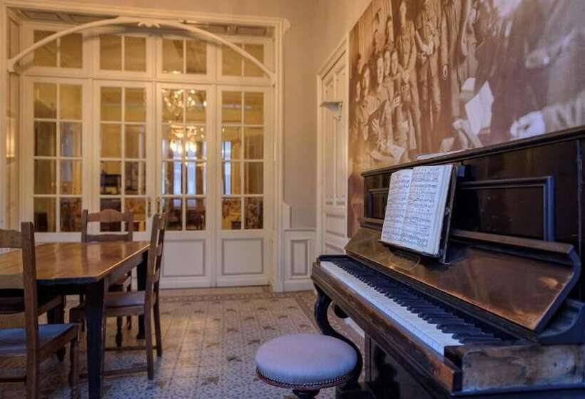 پانسیون Talbot House