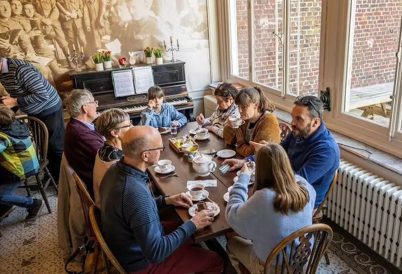 Majatalo Talbot House