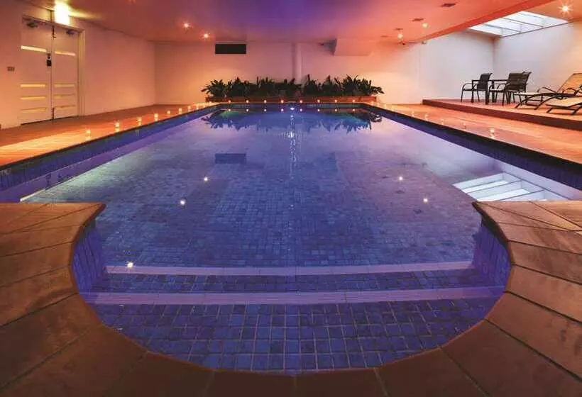 Canberra Parklands Central Apartment Hotel Official