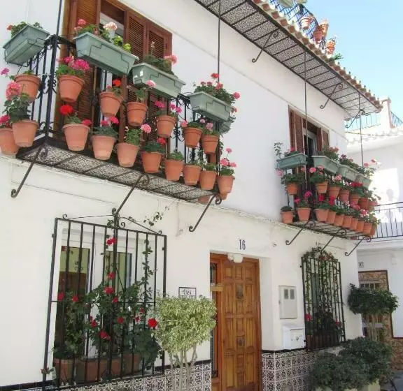 Отель Casa Charlotte Nerja