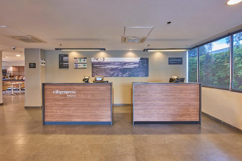 هتل City Express By Marriott Saltillo Norte