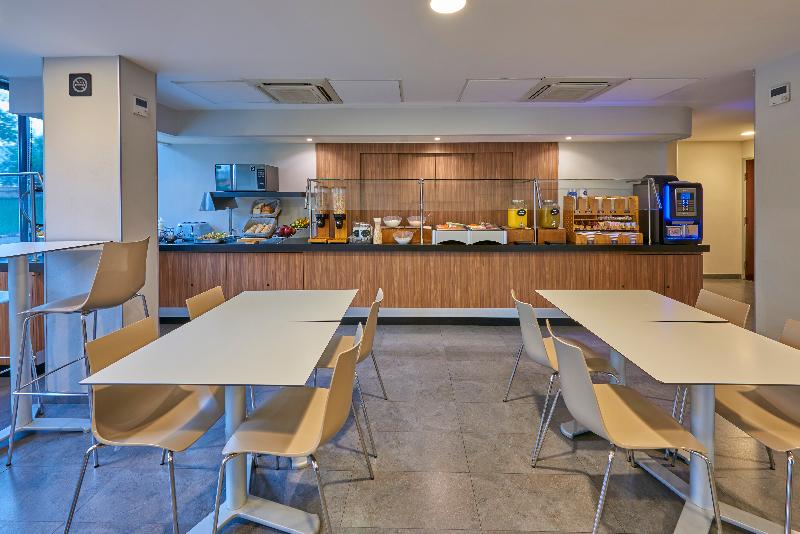 هتل City Express By Marriott Saltillo Norte